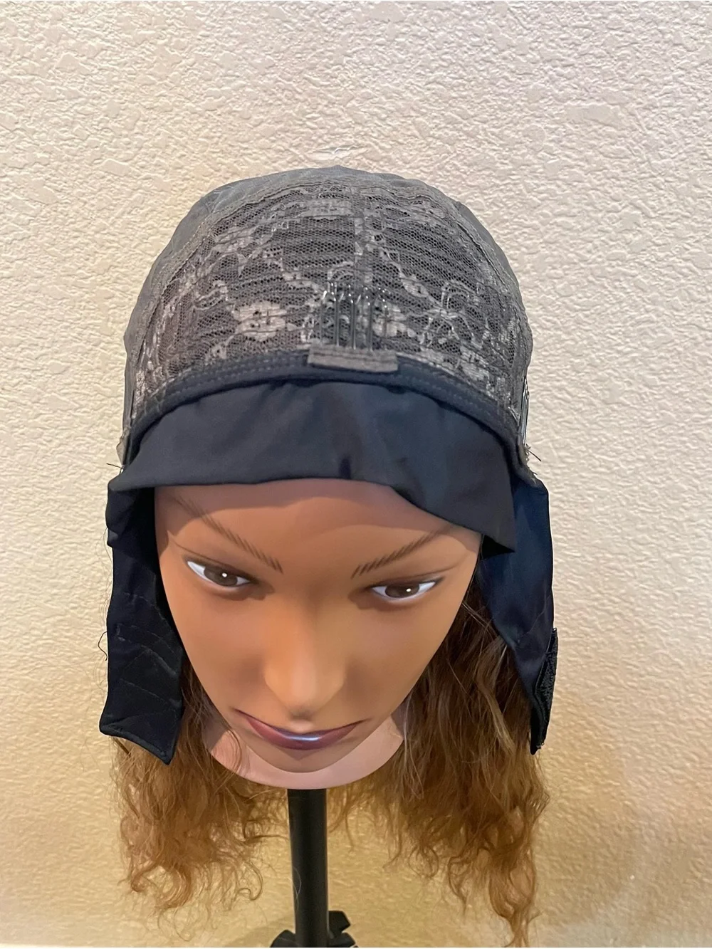 NEW 18–20” Caramel Brown Wavy Headband Wig Dark Root Synthetic Hair